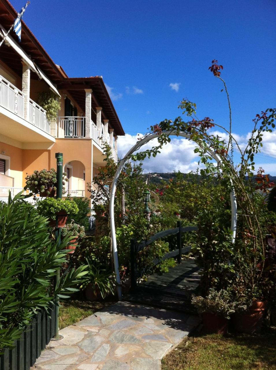 Eleni Apartments Arillas  Eksteriør bilde
